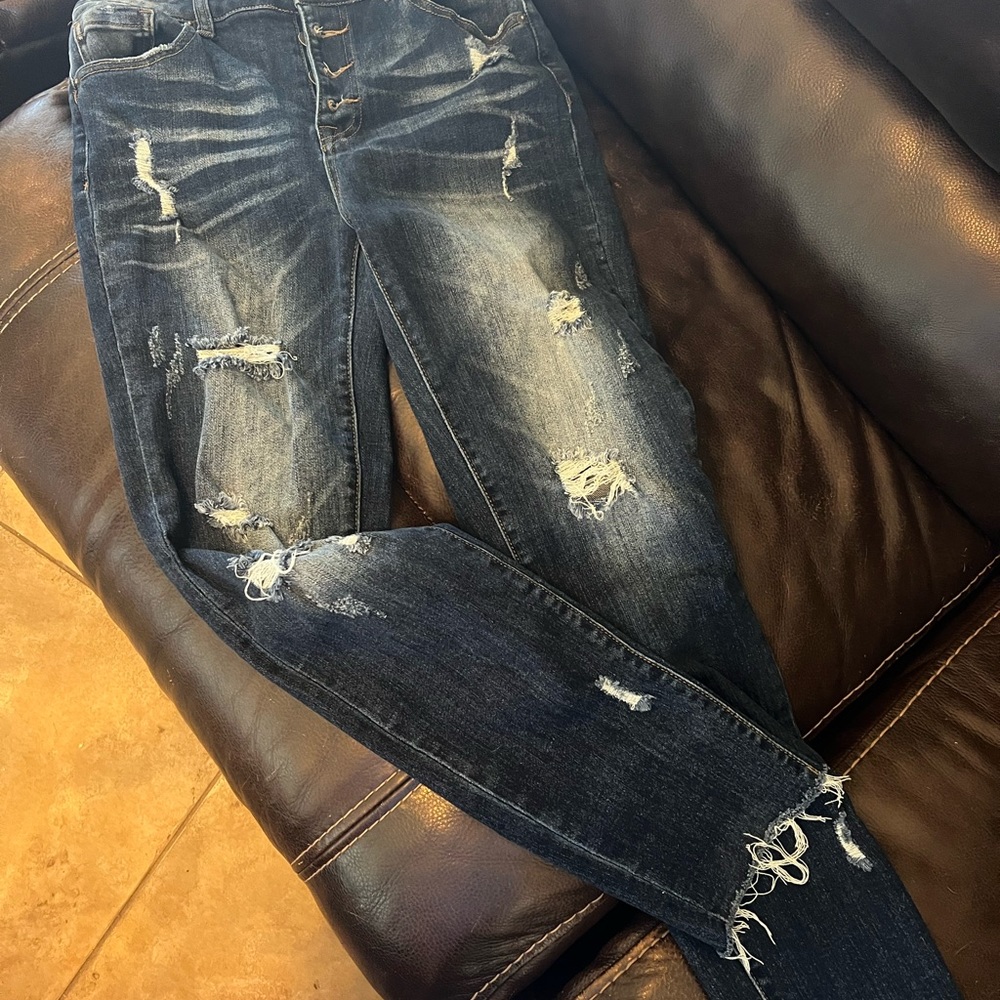 Risen size 9 button fly jeans